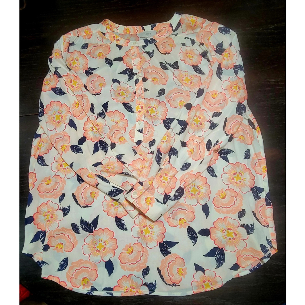 Loft Pink Floral Long Sleeve Tunic Size XL Collarless